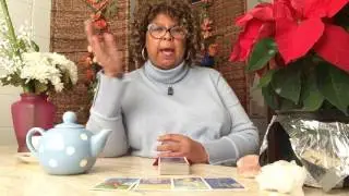 AQUARIUS Jaunary 2017 Clairvoyance and Tarot card reading
