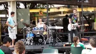 I'm Designer - Waves live