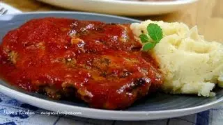 Spiced Pork Chops in Tomato Sauce