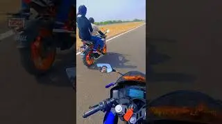 Yamaha R15 v4 VS KTM Rc 125 #r15 #r15v4 #short #yamaha #shorts #ktm