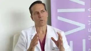 How does smoking affect the skin?