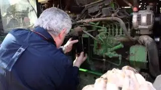 John Deere 7710. Manutenzione trattore