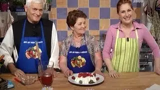 Quel che passa il convento - Budino allo yogurt con salsa di fragole