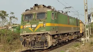 09576 Mahbubnagar - Rajkot Special Train Descends Gradient Curve of Akola - Purna Line.
