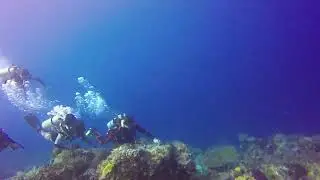 GOPR1502 Divers current (Strong current in Raja Ampat)