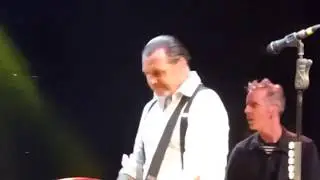 Social Distortion &ndash; 