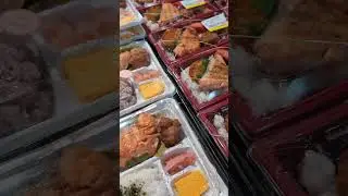 Mamaya is the place to get a quick bento lunch in Honolulu #bento #lunch #honolulu #hawaii #shorts