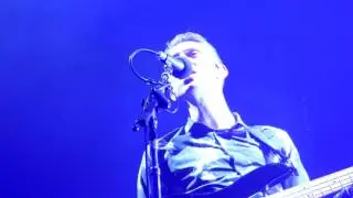 THE XX - ON HOLD - live PARIS Le Zénith 2017