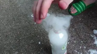 Dry Ice in Bottle Bomb Very Loud Explosion
