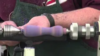 Поверните ручку ложки для мороженого 3