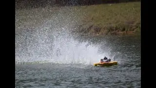 RC Gas Hydroplane Racing - Blazer Whiplash Hydro with Zenoah 30cc