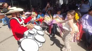 Esta banda d Teloluapan iso q la gente bailará, desfile d ciudad altamirano guerrero
