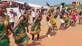 Chhattisgarh Election 2023: BJP व Congress प्रत्याशियों ने रैली निकालकर नामांकन पत्र दाखिल किया