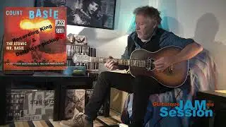 Gretsch deltoluxe micro on parlor Recording King / Count Basie style