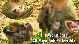 Millions Break Heart This Video ! The Worst Mom Casi All Most Actions Was Tortured Babies Terrible