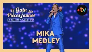 Mika - Medley (C’est la vie, Boum boum boum, Elle me dit…) live au Gala des Pièces Jaunes 2026