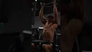 Savage back day in the lab 🧪 @tlf #bodybuilding #backworkout #backday