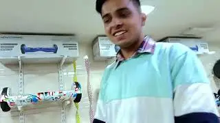 Hoverboard Jhandewalan cycle market