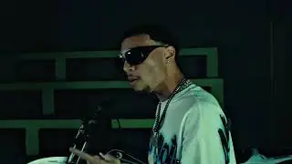 LLERA - TRAPEANDO 🏚️ (VIDEO OFICIAL) 