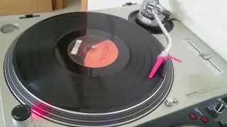 Tsunami One + BT-Hip Hop phenomenom ( original ) [ FREE DOWNLOAD VINYL RIP ]