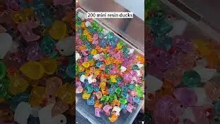 200 Mini Glow-in-the-Dark Resin Ducks #Resin #Ducks #MiniDucks #fok #BackToSchool