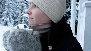 Slow-paced winter morning - observing the nature