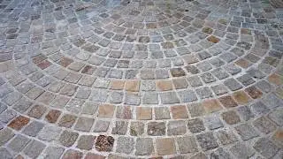 Les étapes de pose de pavés granit.
