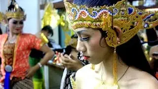 BEHIND THE STAGE - Ramayana Ballet Prambanan - UKM UKJGS UGM [HD]