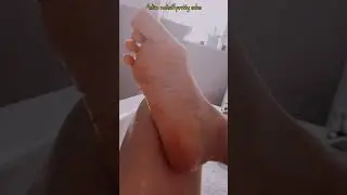 Pretty Asian soles in the bathtub #aisanfeet #asiansoles #soles #feet #girlfeet #girlsoles