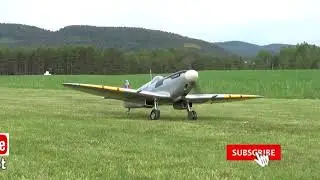 Spitfire with inline 2 cylinder fourstroke engine