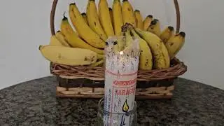 Ora&ccedil;&atilde;o no momento de acender a vela na igreja ou sua casa.