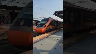 Vandebharat train crossing Mancherial Railway station #vandebharatexpress #railway #irctc #train