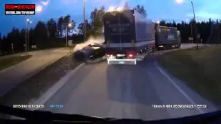 Russia Car Crash Compilation June 2018