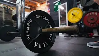 Deadlifts with Vintage Deep Dish Plates 