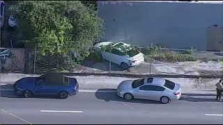 2 injured during chain-reaction crash in West Little River