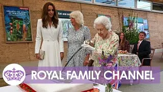 Great British CAKE Off: The Queen Slicing Extravagant Bakes