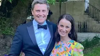 TV's Golden Couple: Long-Distance Love Amid Newsroom Drama