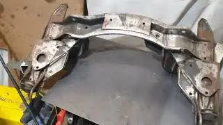 Converting a classic BMW to electric. Part 18  Refurbing  Chassis Sub Frame Jenolite & Buzzweld Pt1