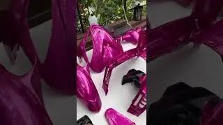 Crypton X Painting Plastics !😍