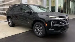 Black 2025 Chevrolet Traverse LT Calgary AB - Wolfe Auto Group | Stock Number: NE209616