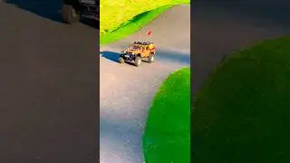 RC driving on a miniature track | #RCCar#MiniatureTrack#RacingRC#RCCarRacing#RemoteControlCar
