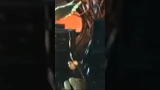 Pat Smear falls down during solo #nirvana #patsmear #kurtcobain #nirvanaforever #music #shorts