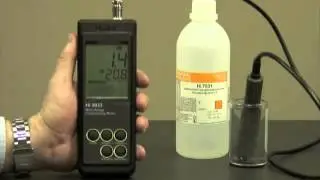 HI 9033 Multi Range Conductivity Meter