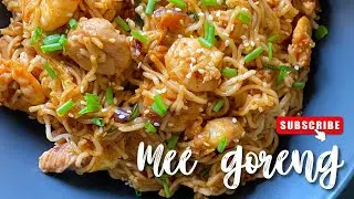 Mie Goreng (Mee Goreng - Indonesian noodles)I Stir-fried Noodles I Easy Dinner Recipe