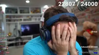 Mizkif caught being a weeb by Russel