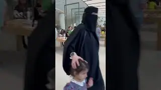 Apple Store in Dubai #youtubeshorts #ytshorts #dubai