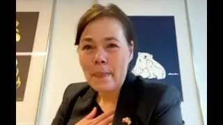 Greenland Official Chokes Up After Trump Meeting Over US Acquisition Talk