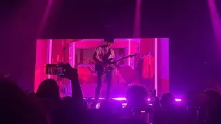 BoyWithUke - Ghost (Live In Utrecht)