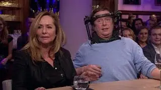 Missertje Angela leidt tot hilariteit - RTL LATE NIGHT