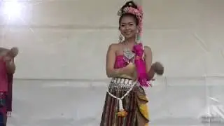 Coconut Shell Dance (Serng Kala เซิ้งกะลา) at the Chichester Thai Festival, UK, 2018